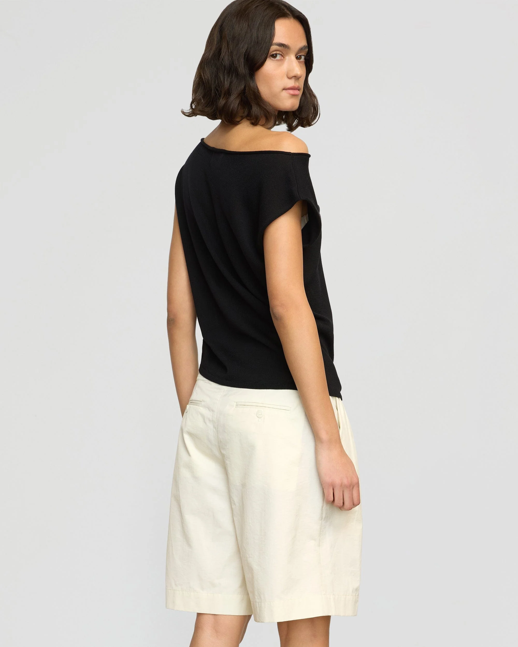 Arlo Cotton Bermuda Short - Image 6