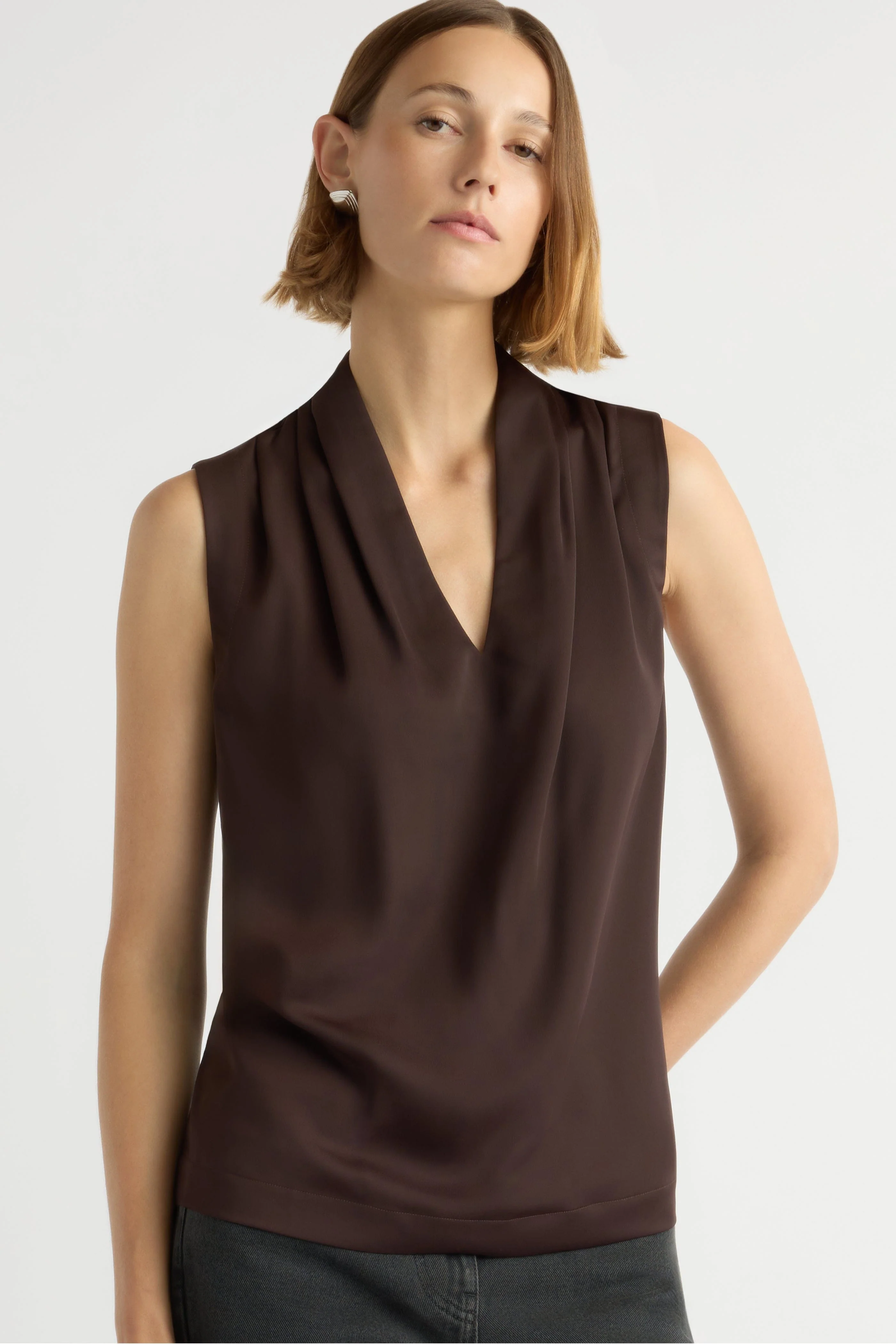 Jae V-Neck Sleeveless Blouse - Image 4