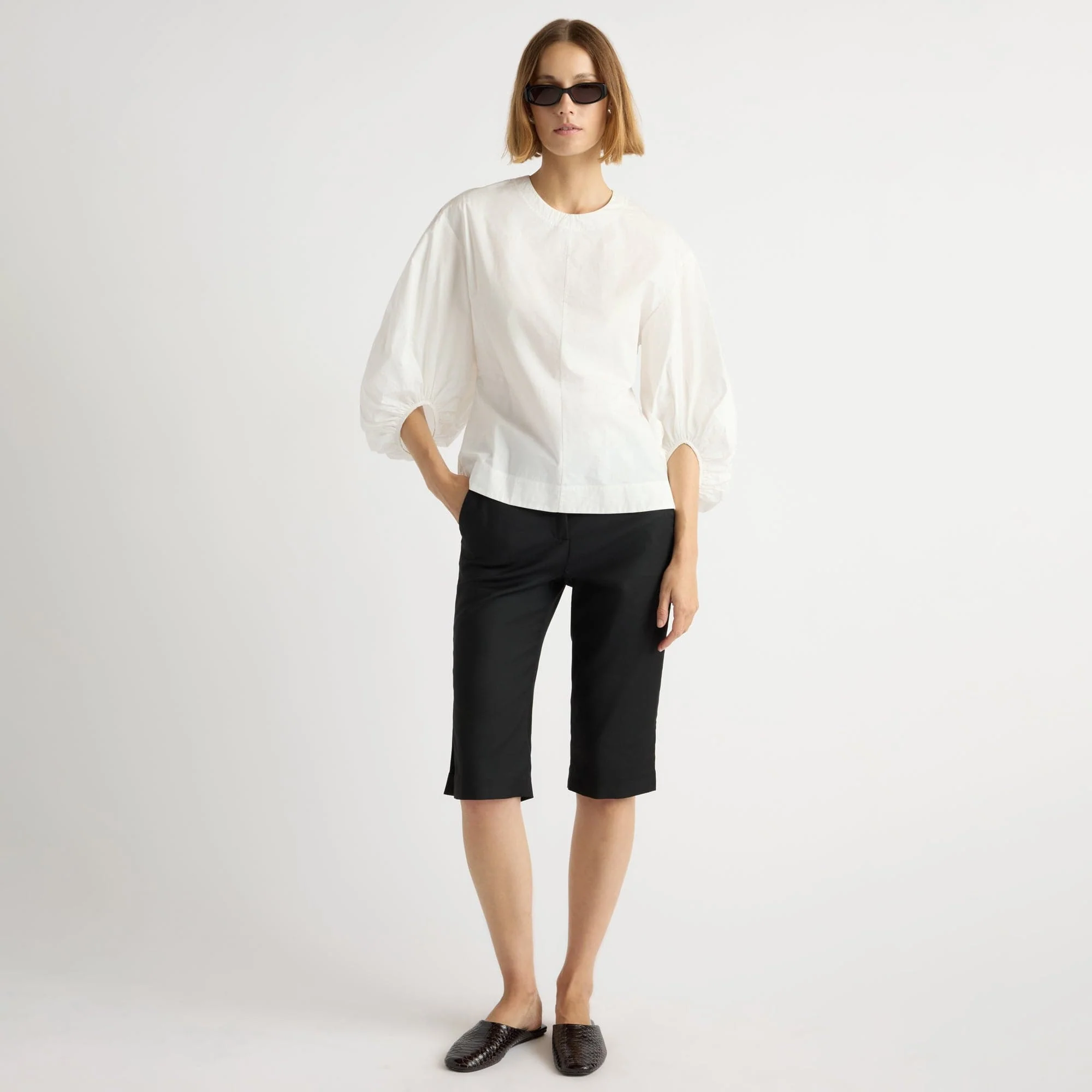 Lexi Tailored Capri Pant