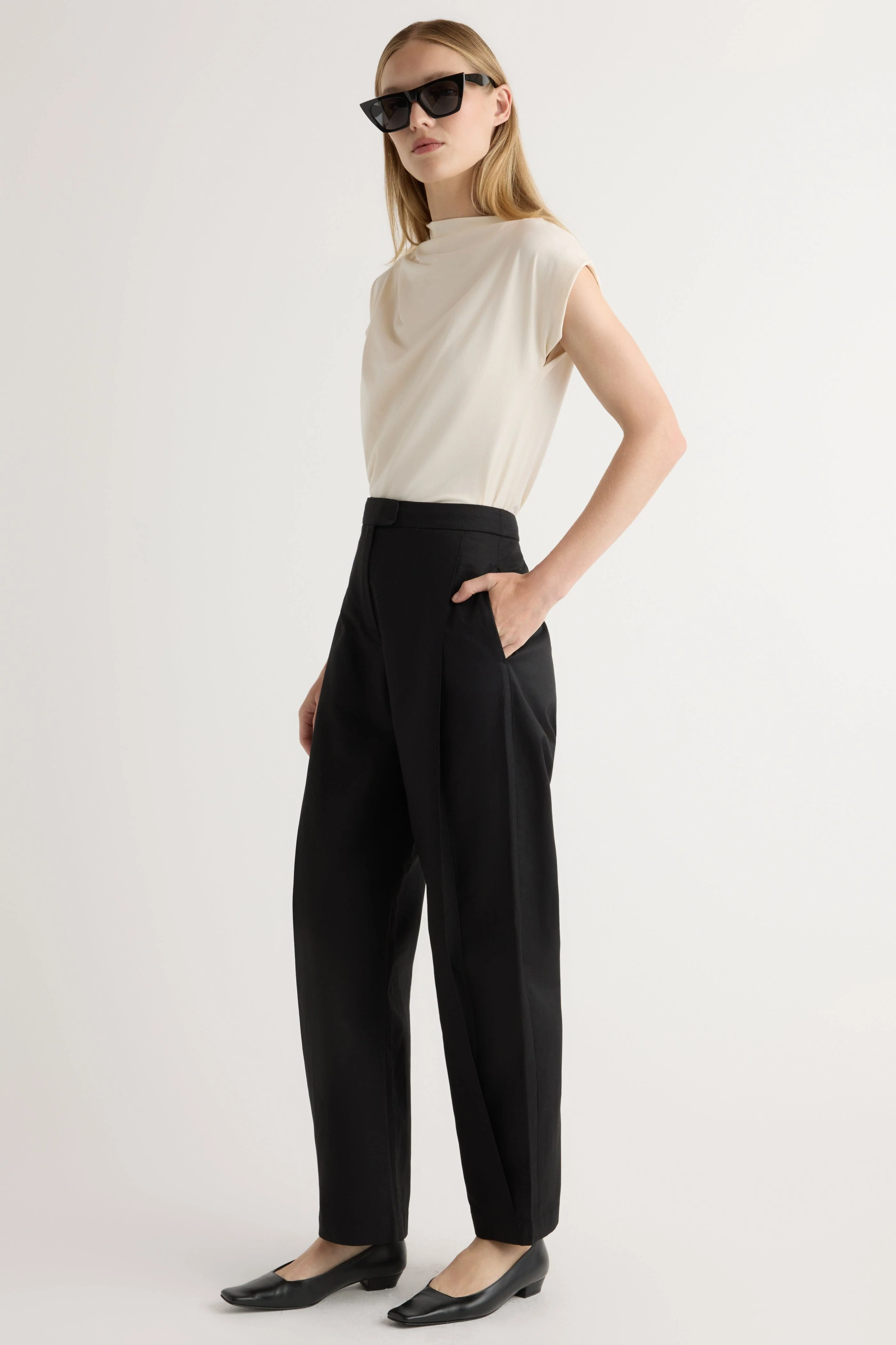 Lucia Tailored Barrel-Leg Pant - Image 4