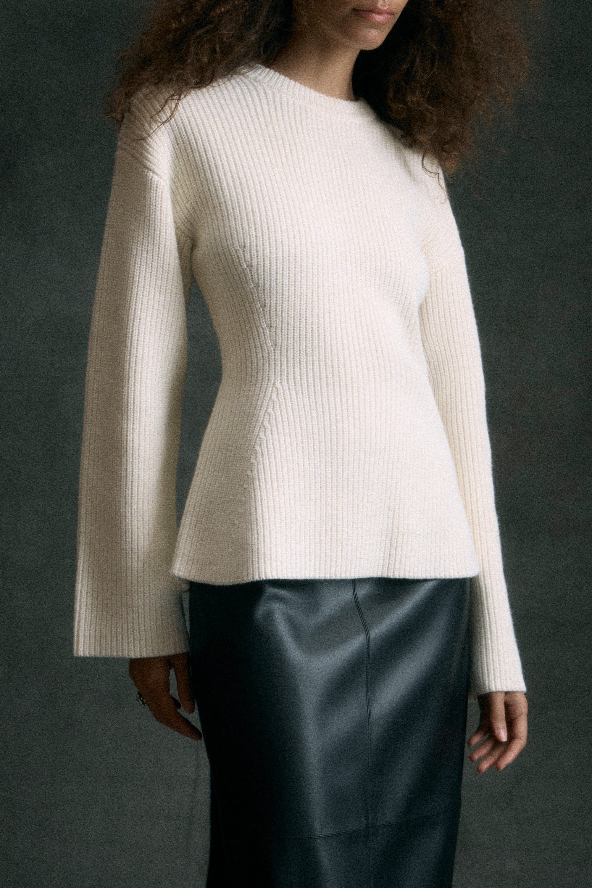 Minali Ribbed Sculpted Sweater - Image 7