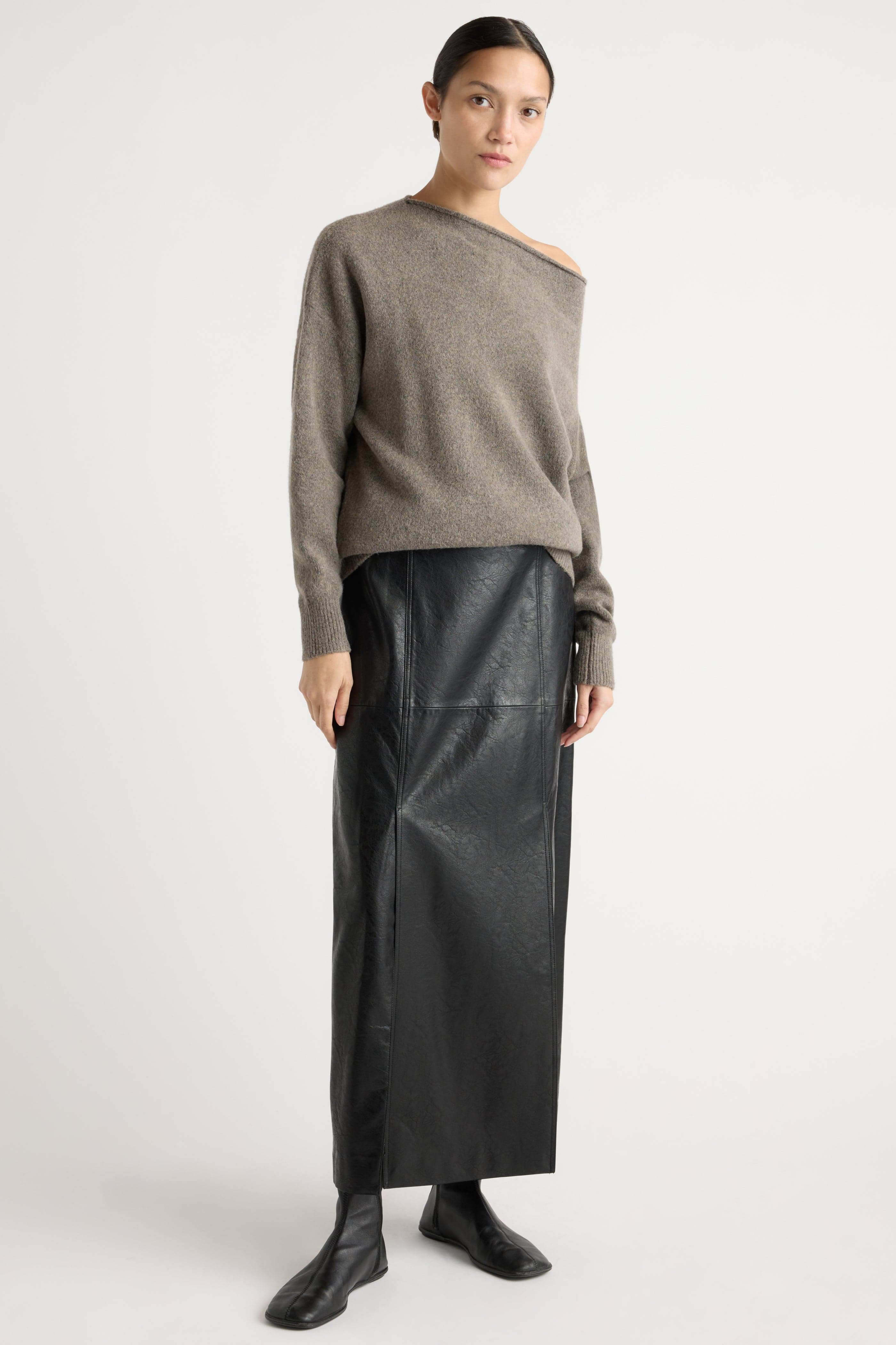 Rama Front-Vent Vegan Leather Skirt - Image 2