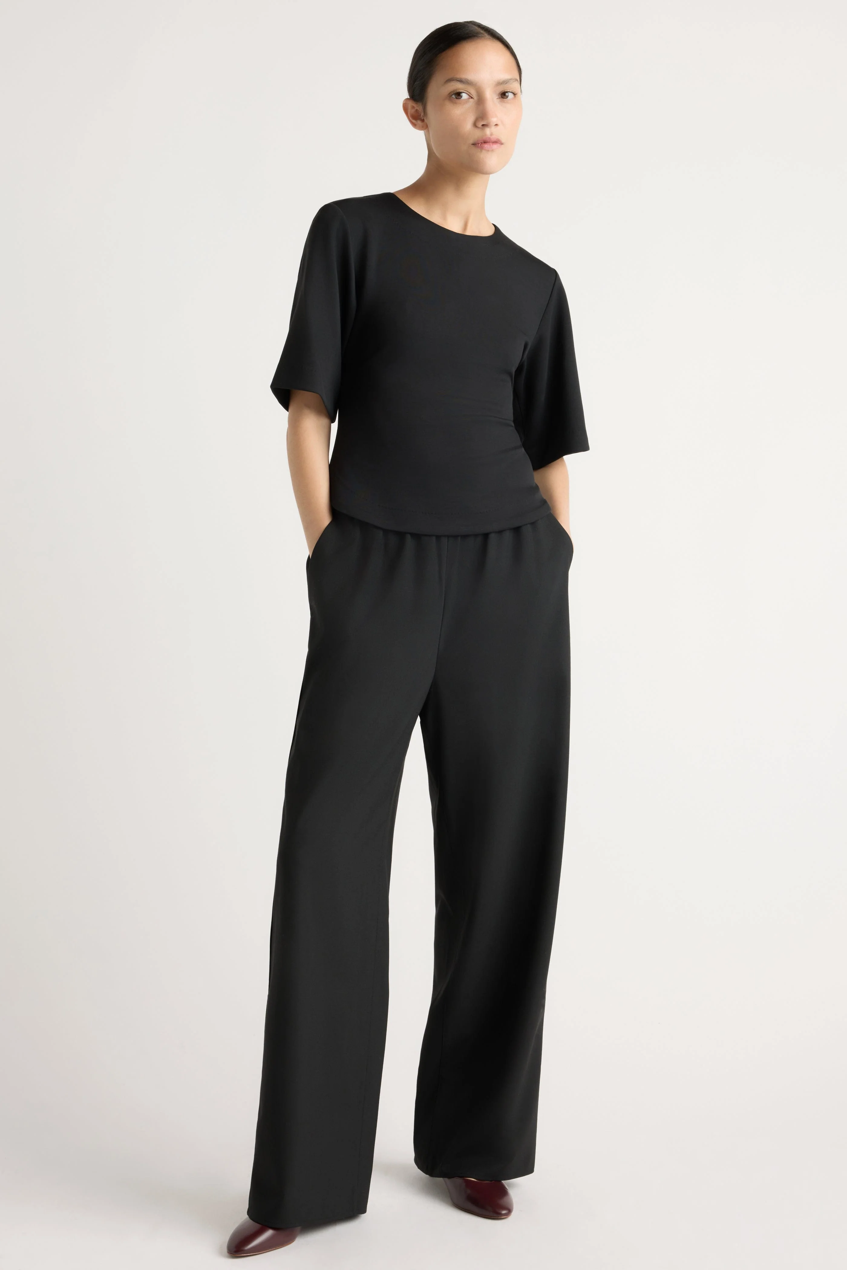 Reem Sculpted Curved-Hem Tee - Image 5