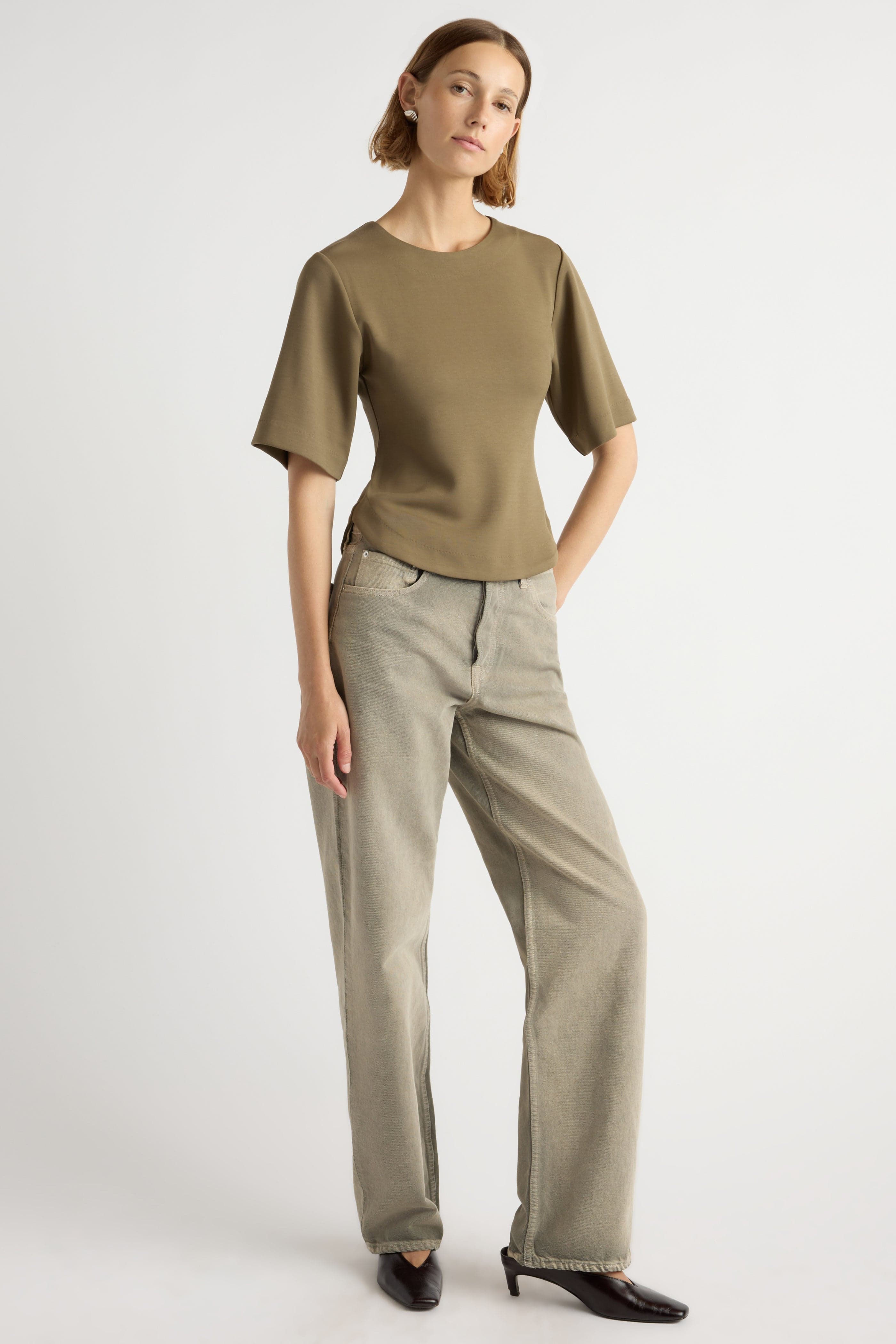 Reem Sculpted Curved-Hem Tee - Image 3